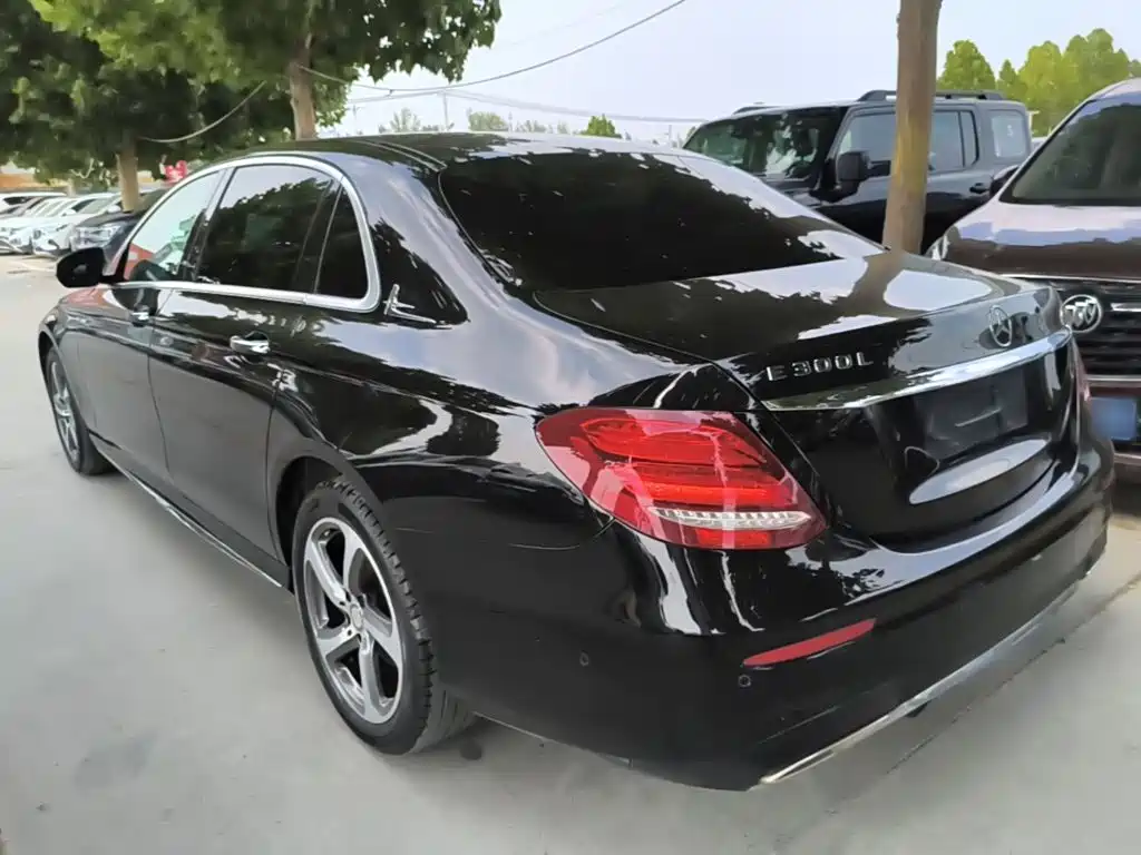 Mercedes-Benz E-Class 2017