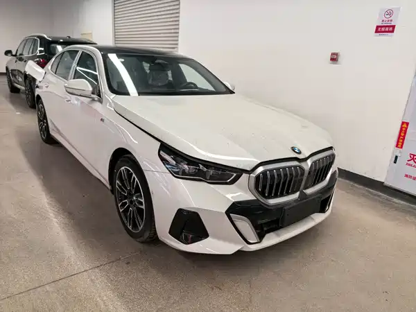 BMW 5 Series 2026