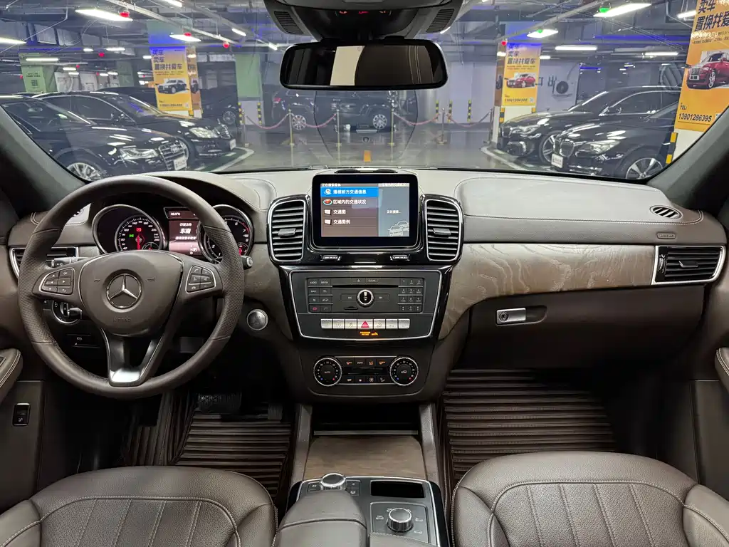Mercedes-Benz GLE 2018 — фото 25