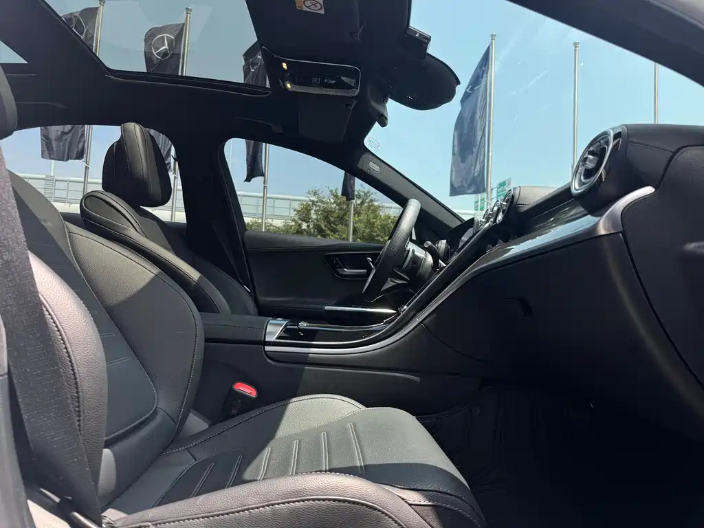 Mercedes-Benz C-Class New Energy 2023 — фото 14
