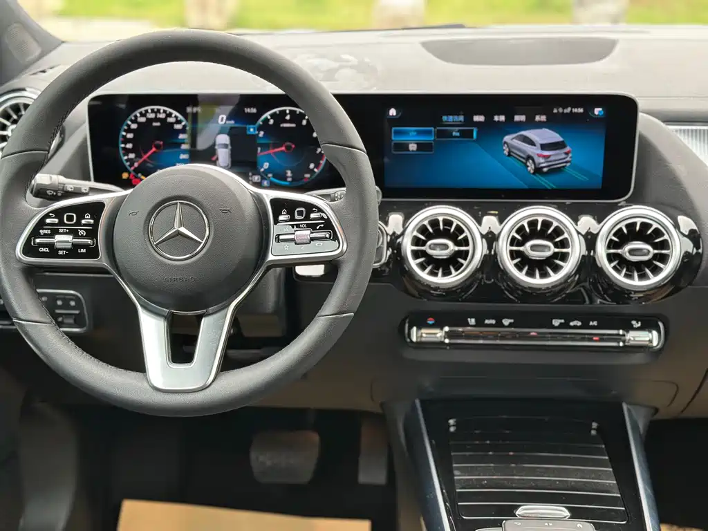 Mercedes-Benz GLA 2020