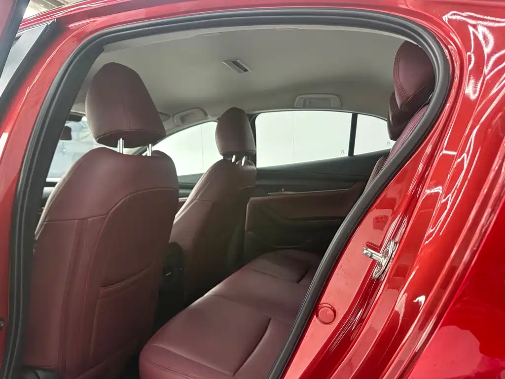 Mazda 3 Angkesela 2022