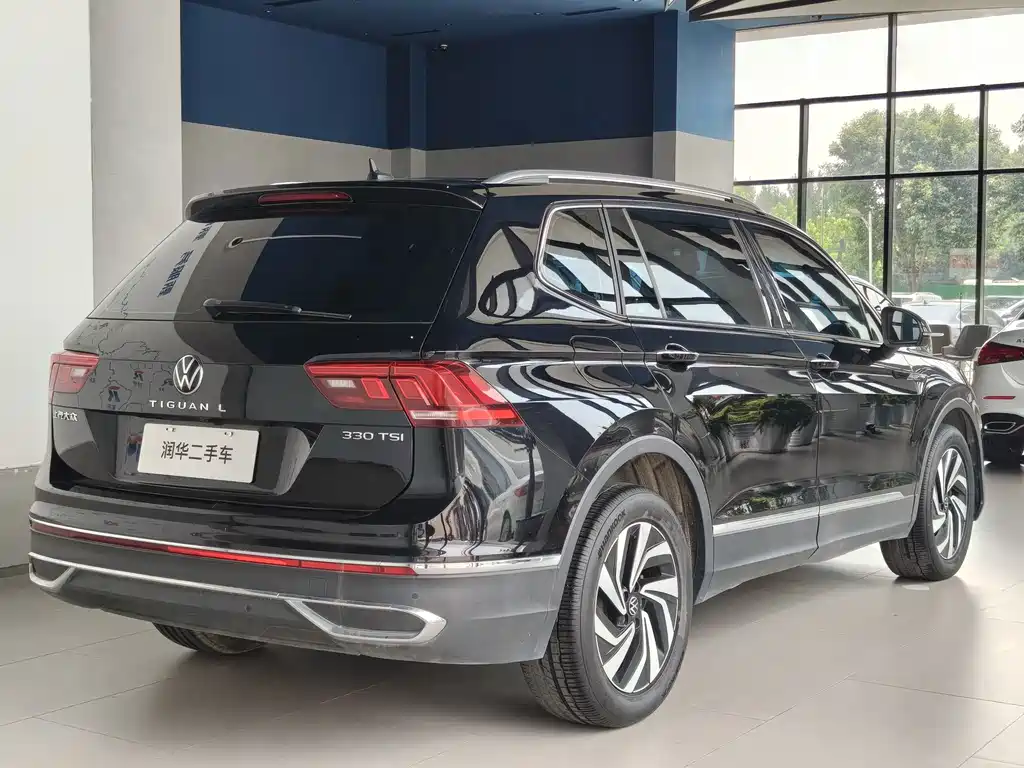 Volkswagen Tiguan L 2022