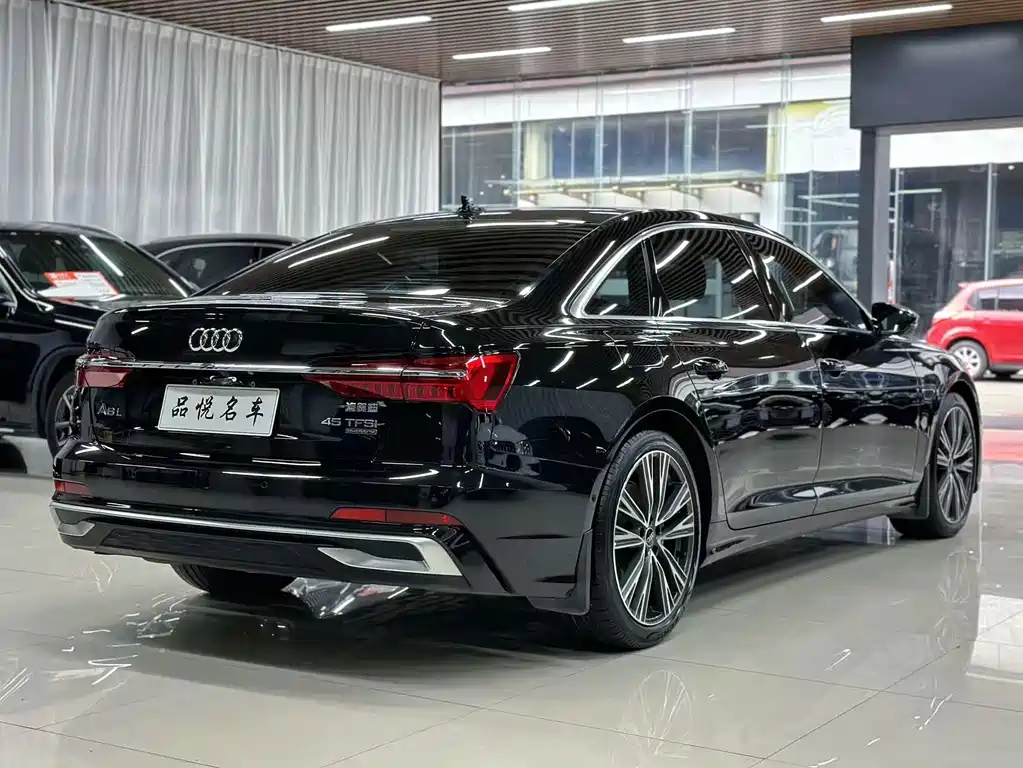 Audi A6L 2023 — фото 12