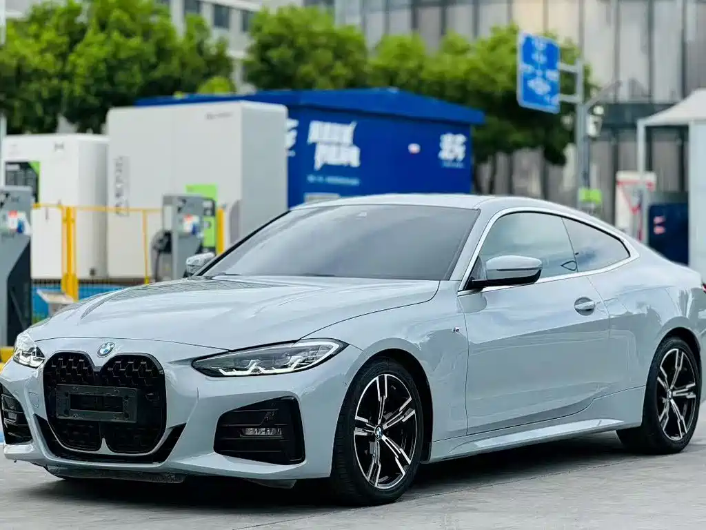 BMW 4 Series 2023 — фото 1