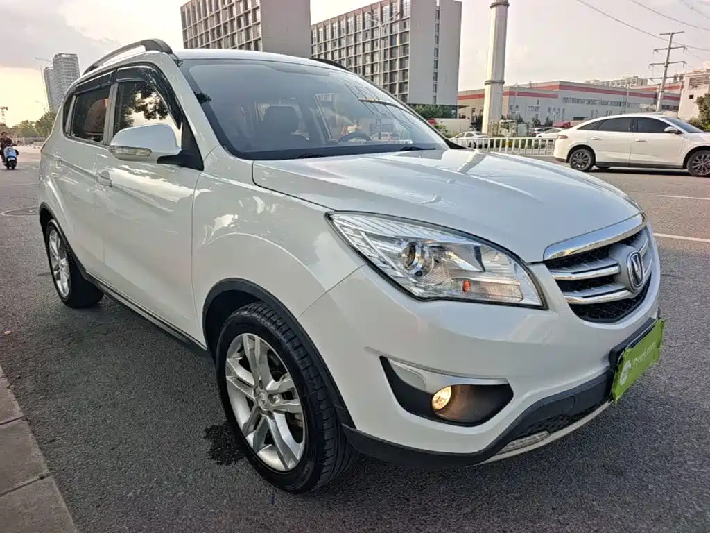 Changan CS35 2017 — фото 4