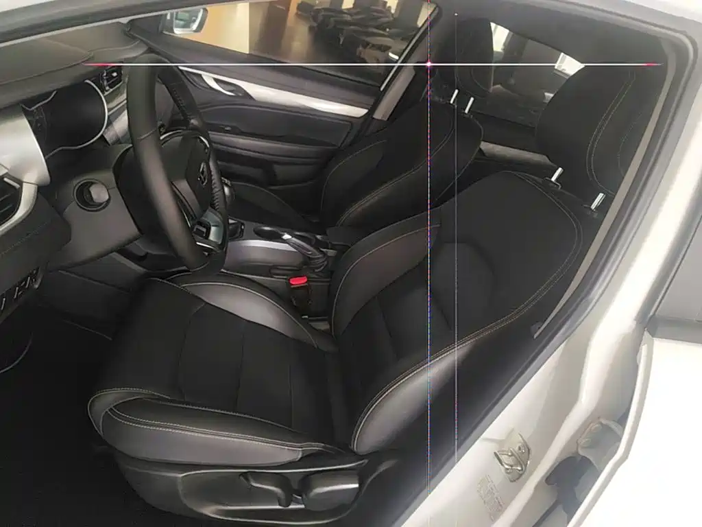 Geely Emgrand 2020 — фото 15