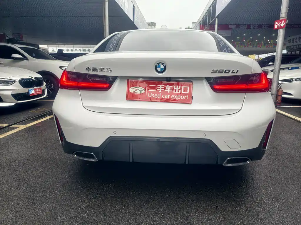 BMW 3 Series 2023