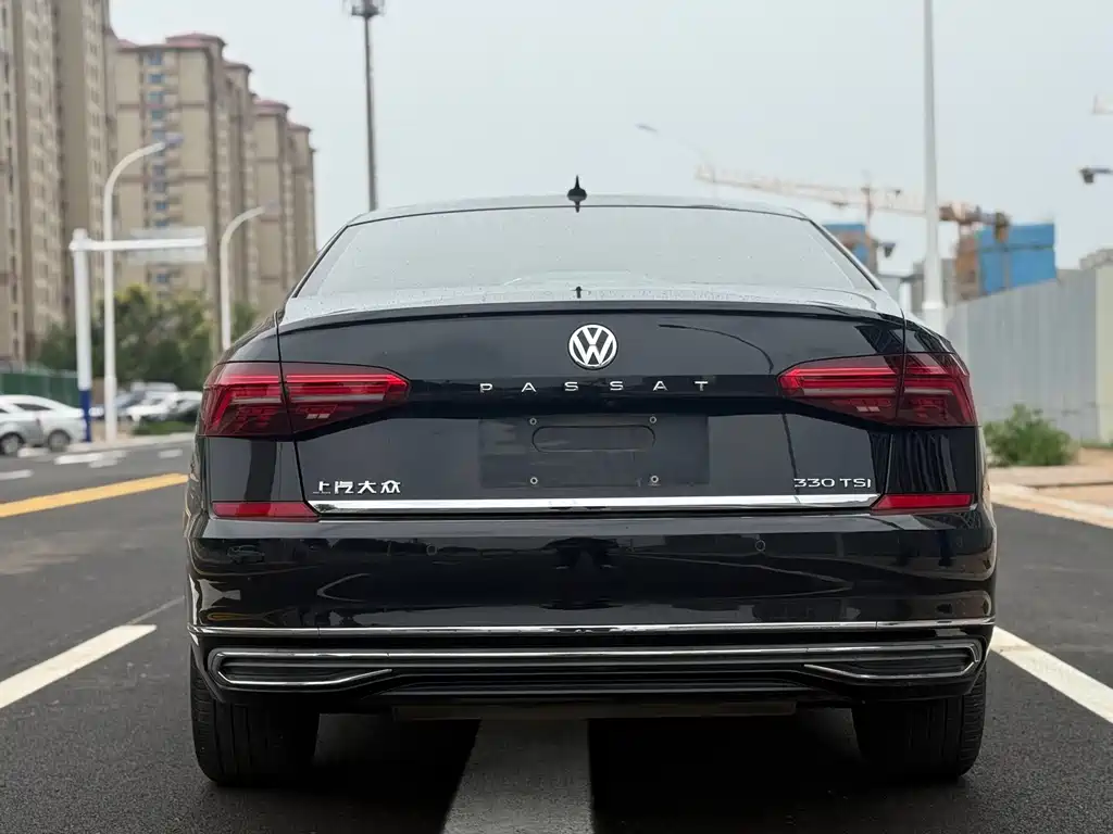 Volkswagen Passat 2019 — фото 14
