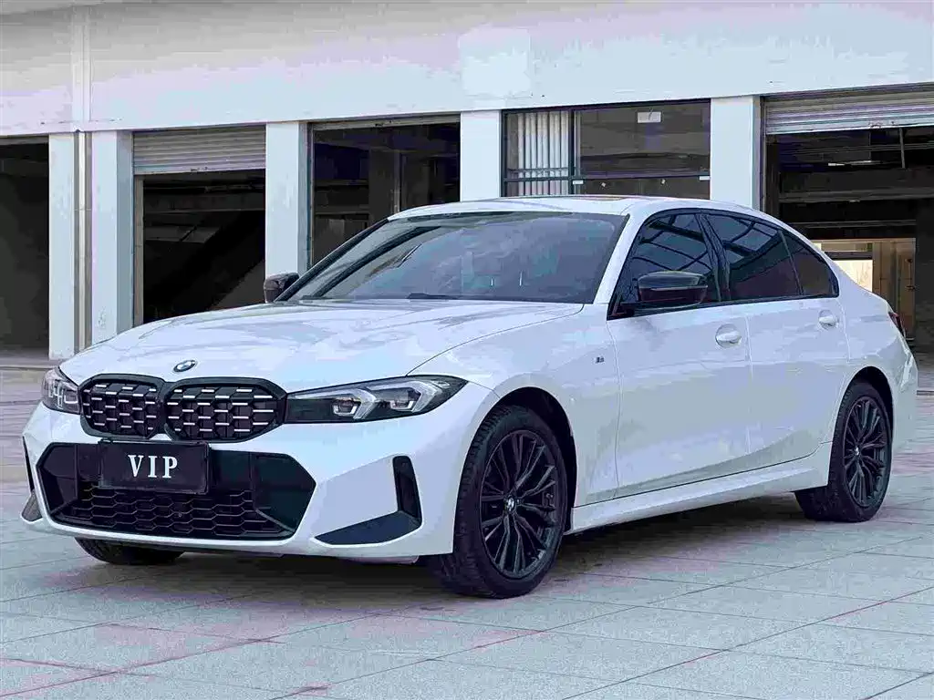 BMW 3 Series 2024 — фото 1