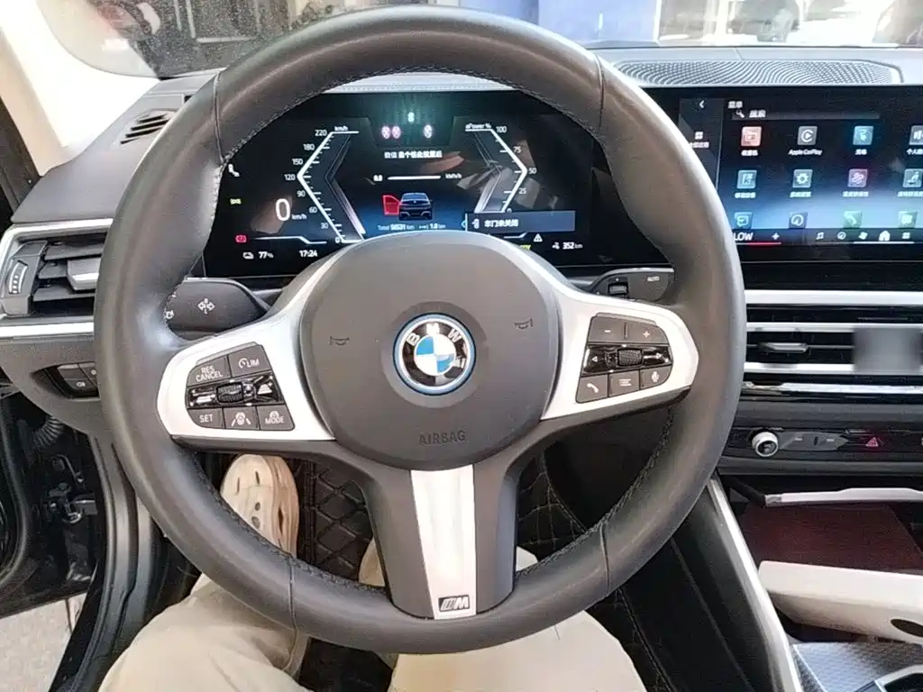 BMW i3 2024 — фото 11
