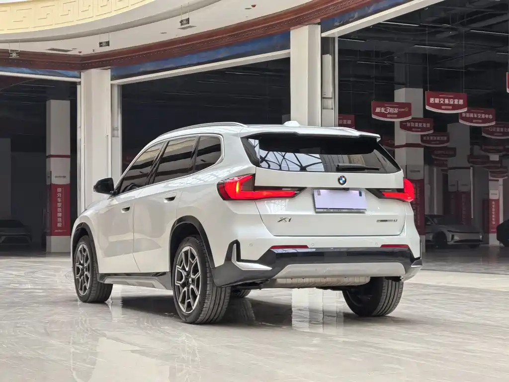 BMW X1 2023 — фото 12