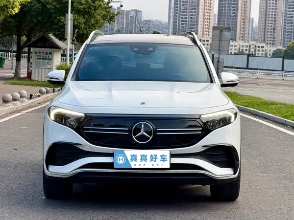 Mercedes-Benz EQB 2024