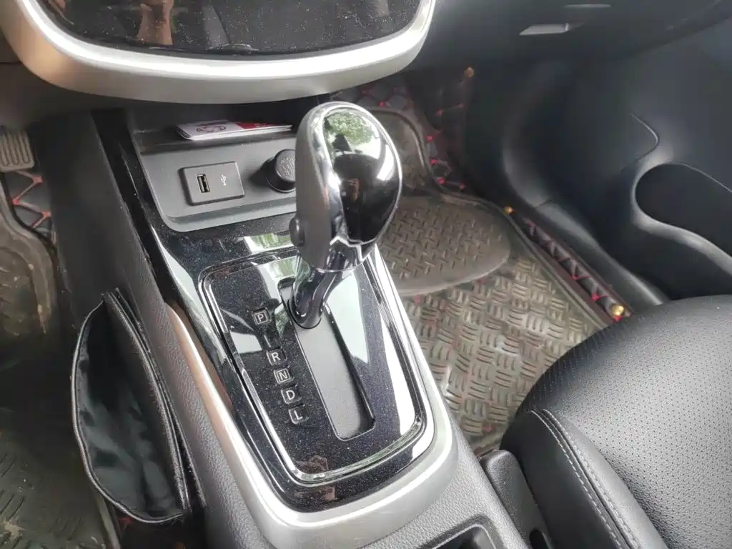 Nissan Tiida 2020