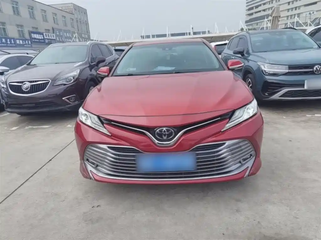 Toyota Camry 2020 — фото 3