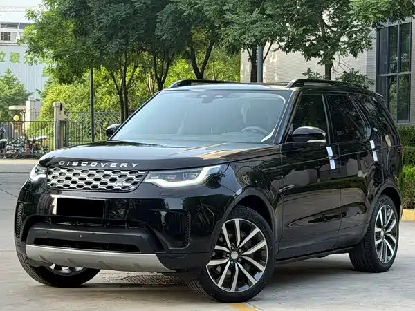 Land Rover Discovery 2024