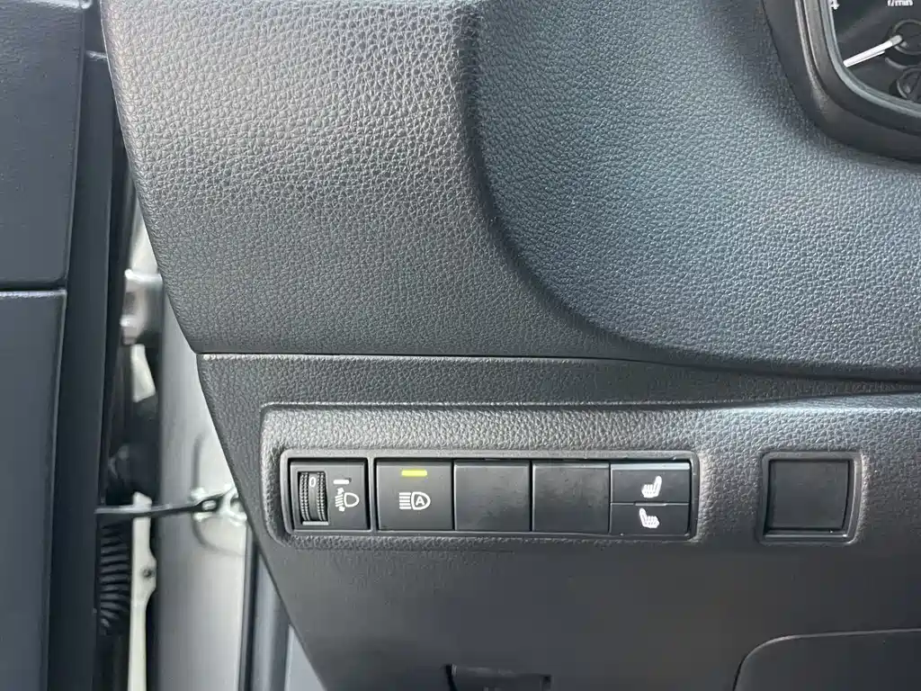Toyota Corolla 2021 — фото 15