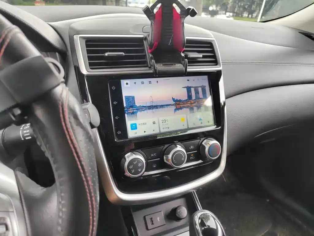 Nissan Tiida 2020