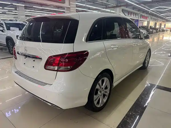 Mercedes-Benz B-Class 2015