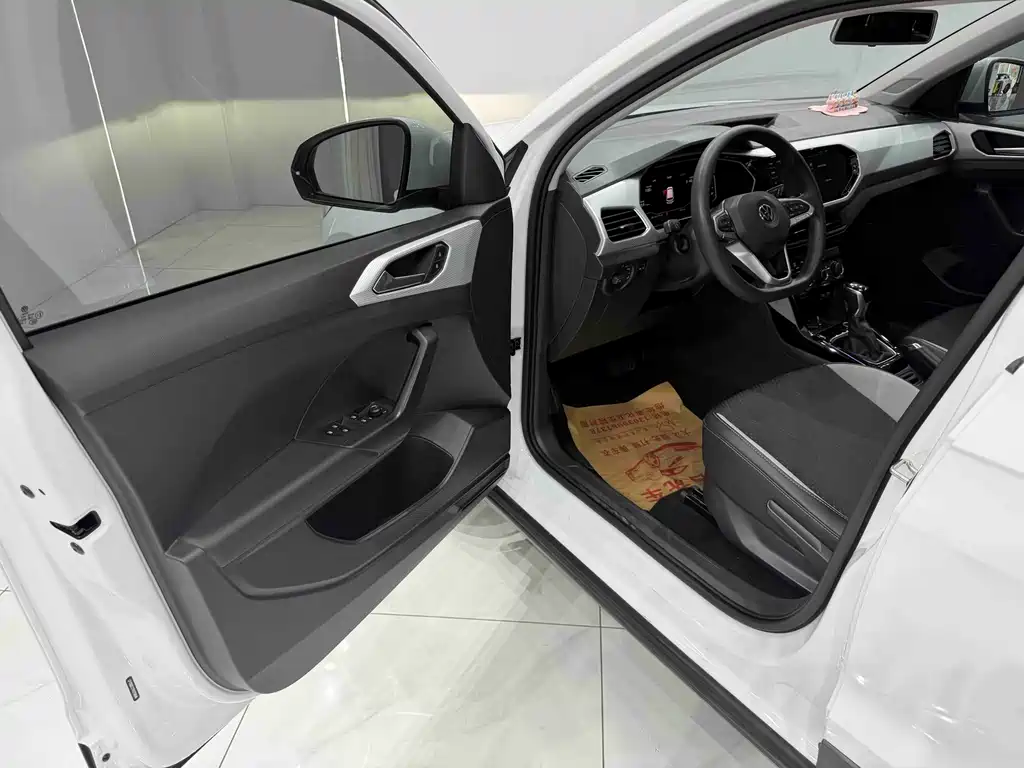 Volkswagen Tacqua 2022