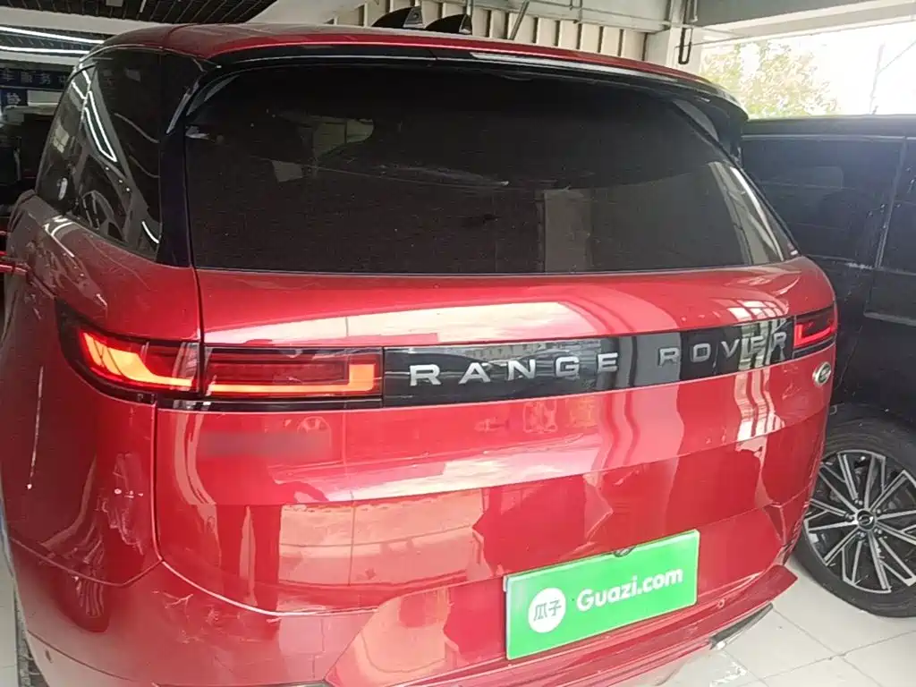 Land Rover Range Rover Sport 2023 — фото 6