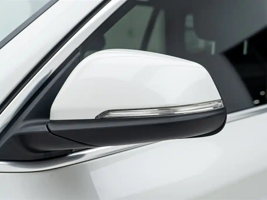 BMW X1 2021 — фото 12