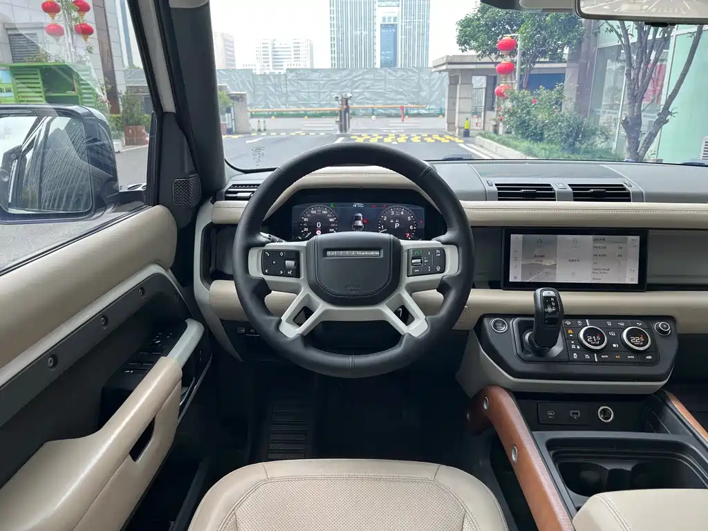Land Rover Defender 2020 — фото 9
