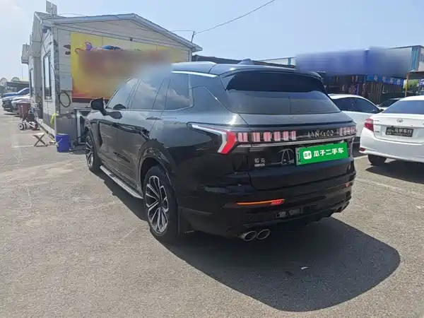 Lynk & Co 09 EM-P 2023
