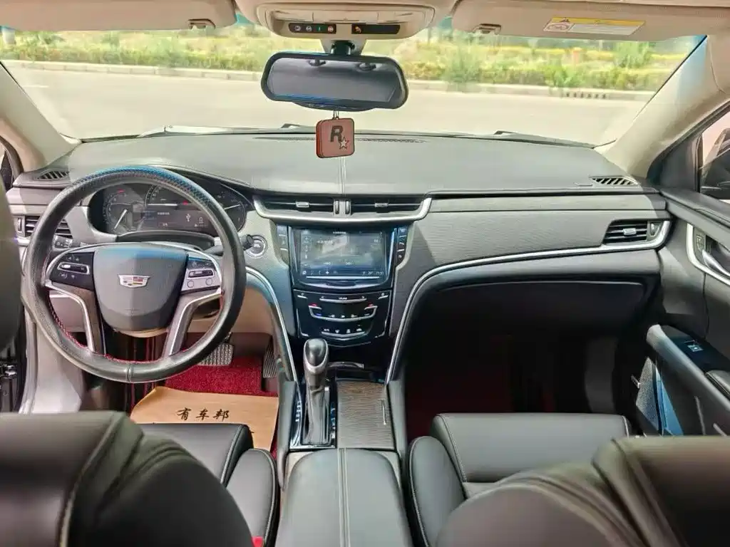 Cadillac XTS 2018 — фото 10