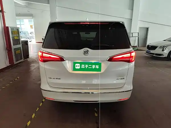 Buick GL8 2017