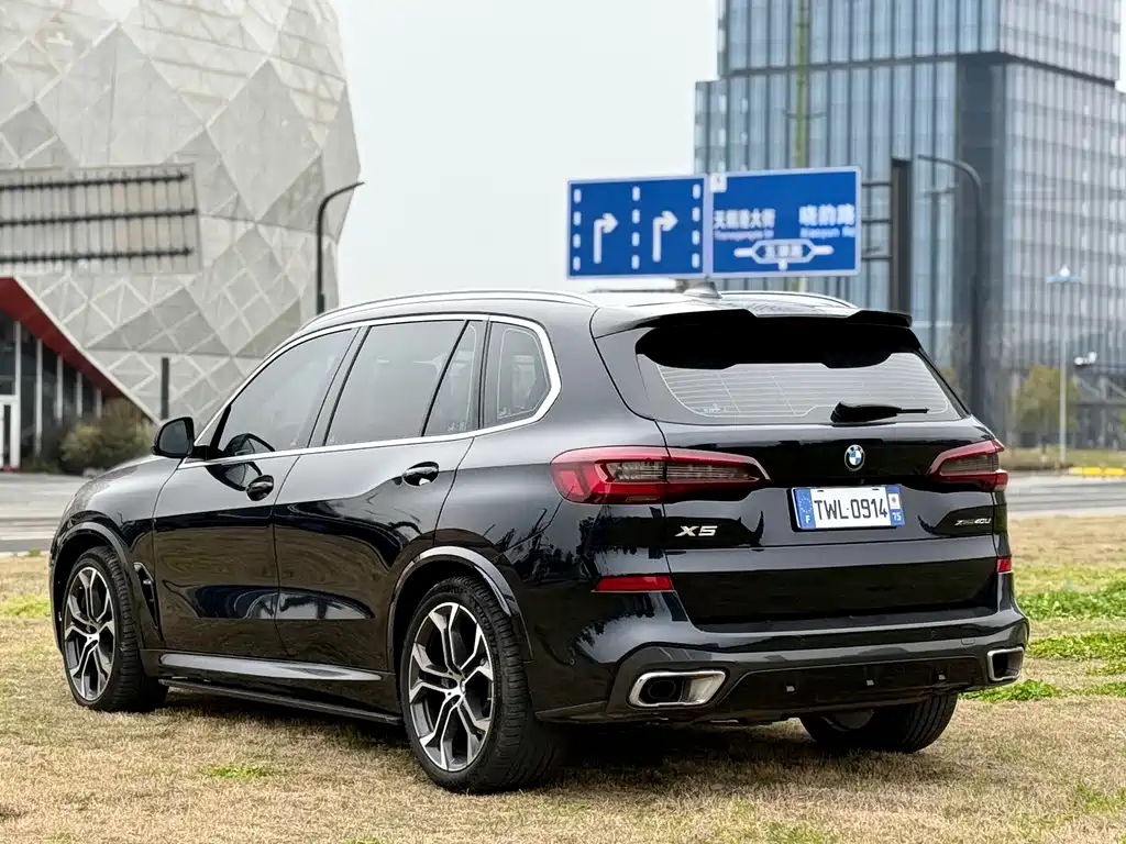 BMW X5 2023 — фото 14