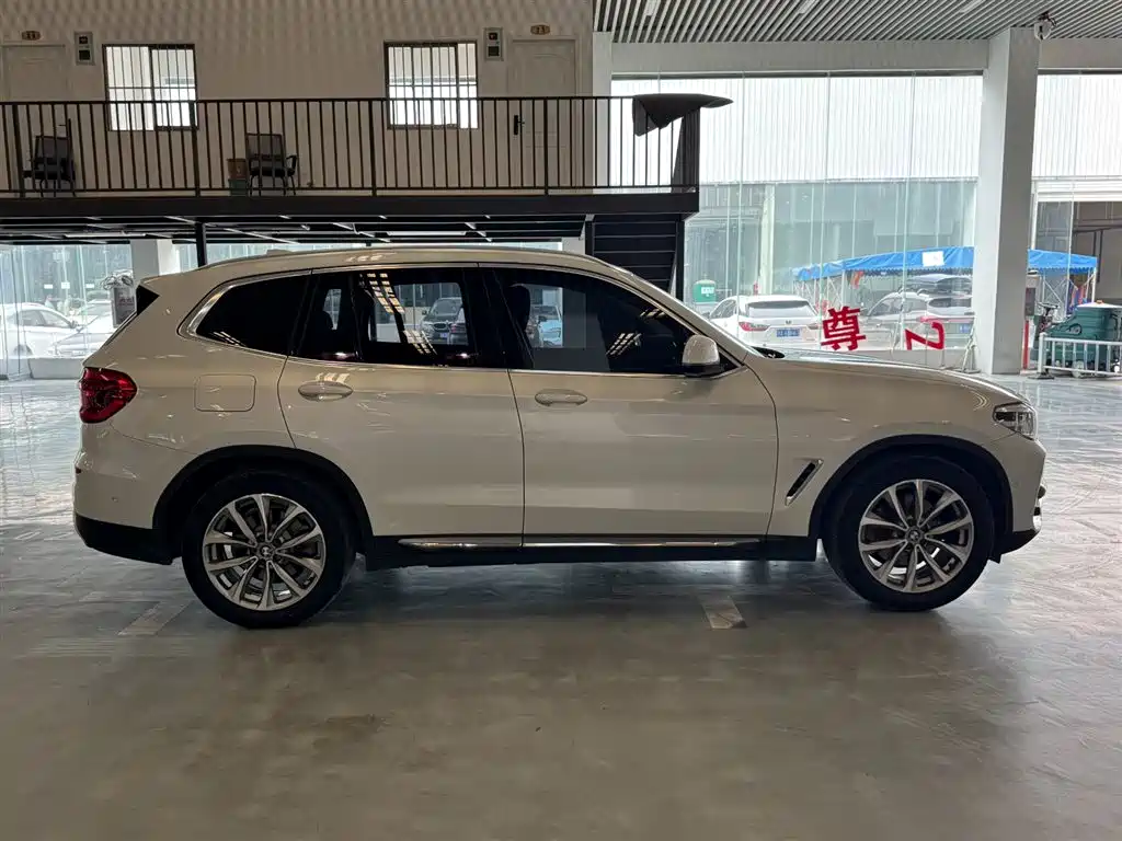 BMW X3 2018 — фото 4