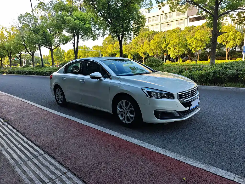 Peugeot 508 2015 — фото 3