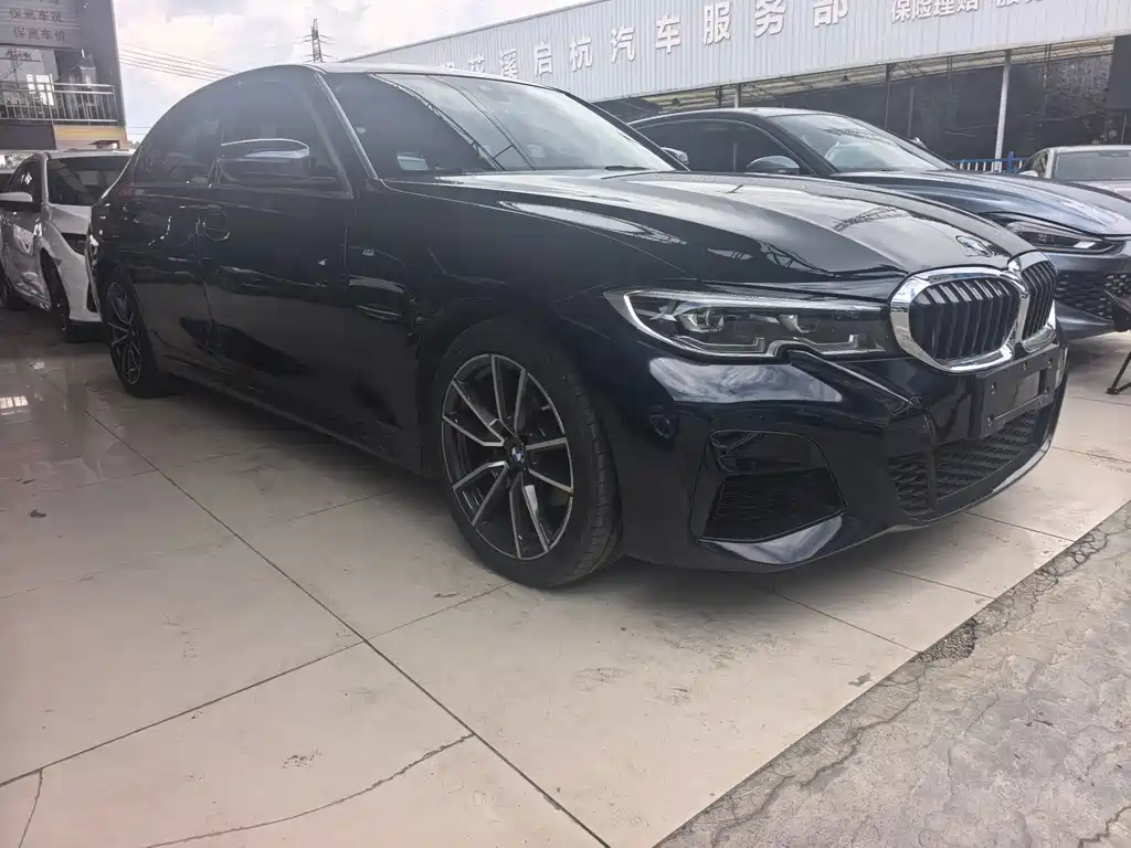BMW 3 Series 2021