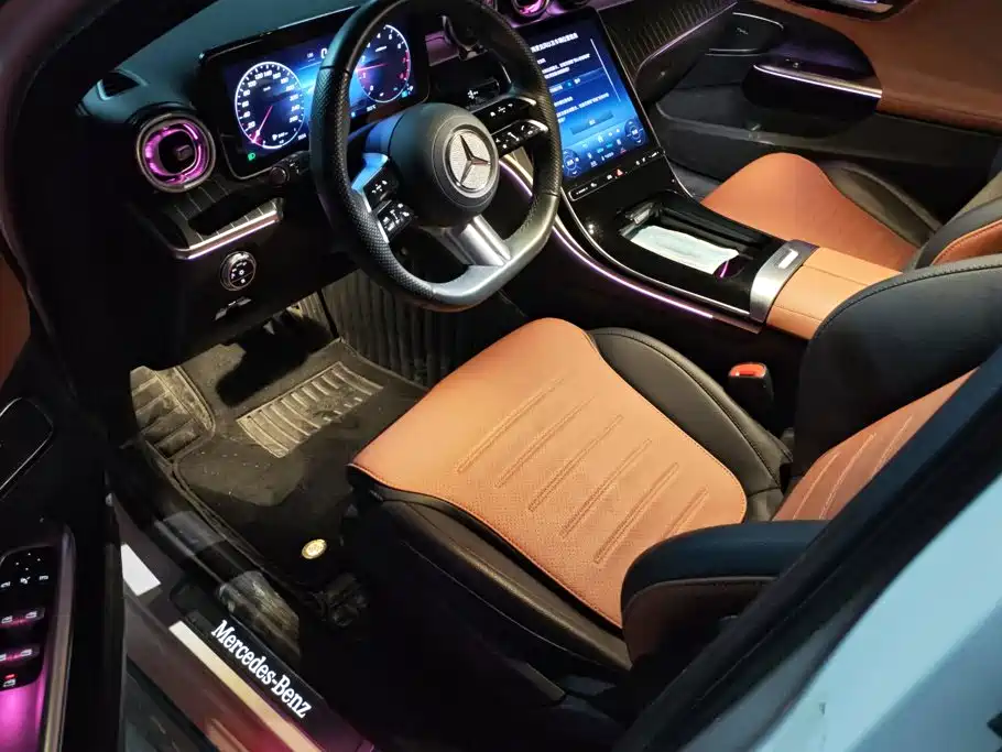 Mercedes-Benz C-Class 2023 — фото 9
