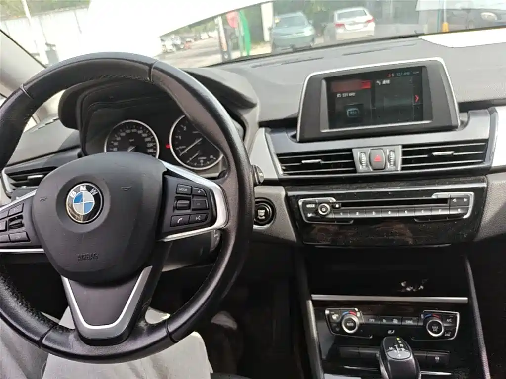 BMW 2 Series Gran Tourer 2018 — фото 10