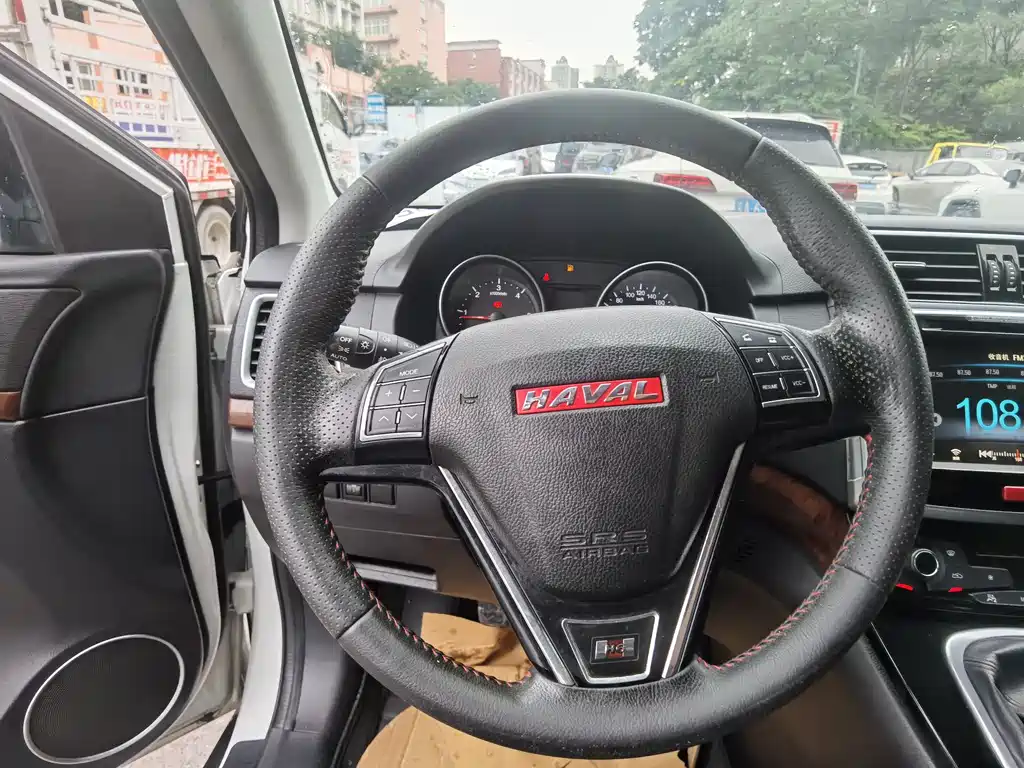 Haval H6 2014 — фото 14