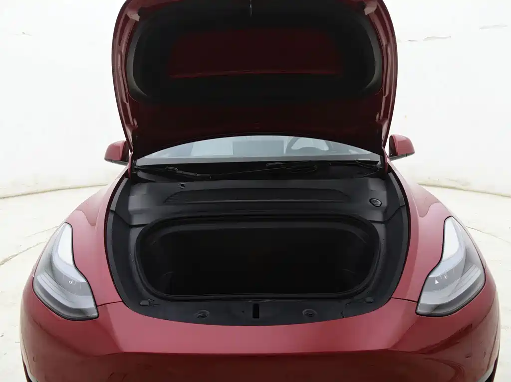 Tesla Model Y 2023 — фото 15