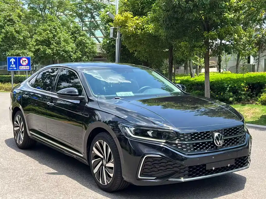 Volkswagen Passat 2022