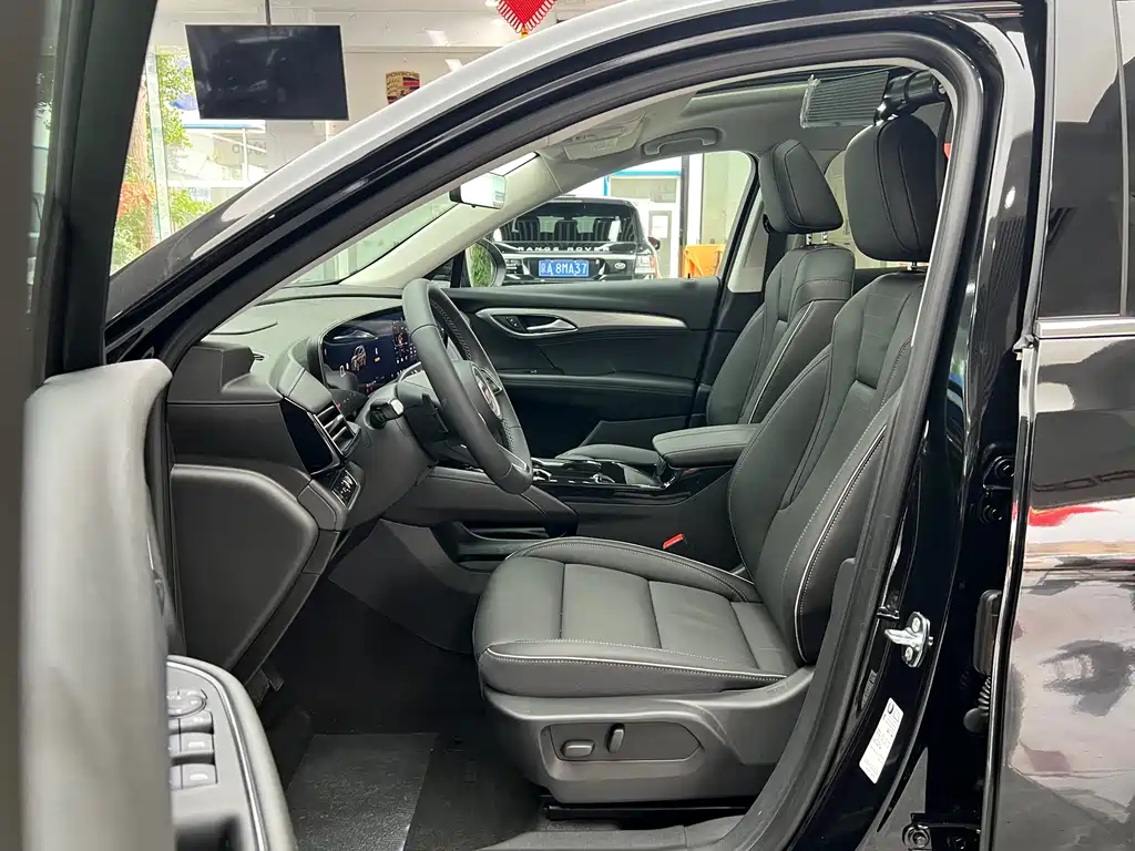 Buick Envision Plus 2025 — фото 11