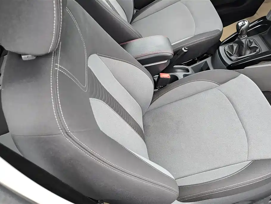 Ford Ecosport 2014 — фото 8