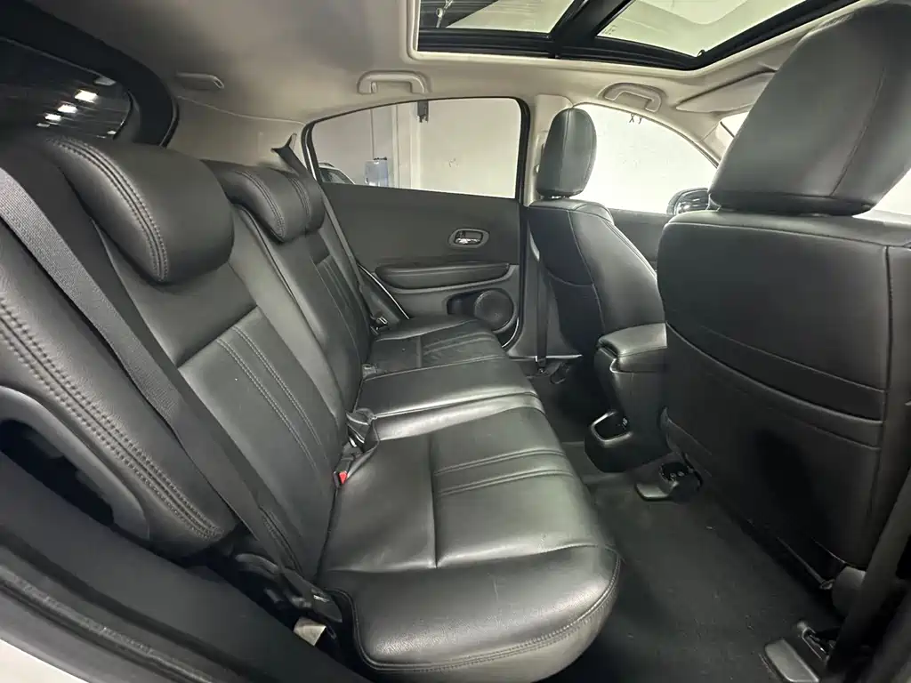 Honda Vezel 2022 — фото 24