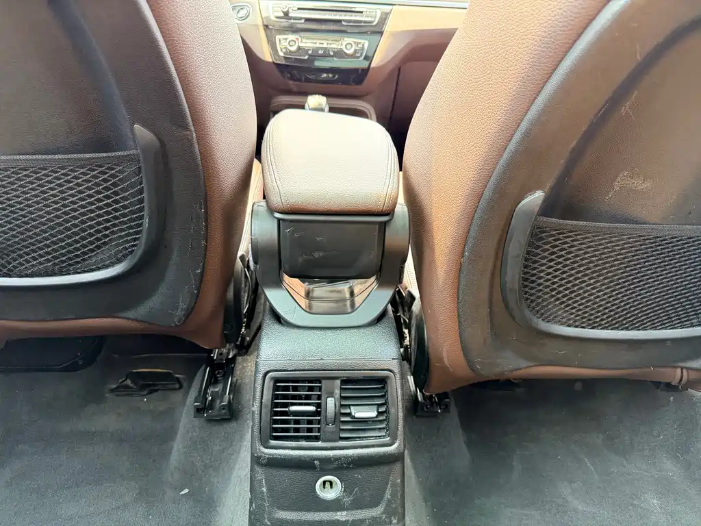 BMW X1 2017 — фото 17