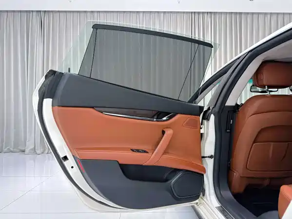 Maserati Quattroporte 2014