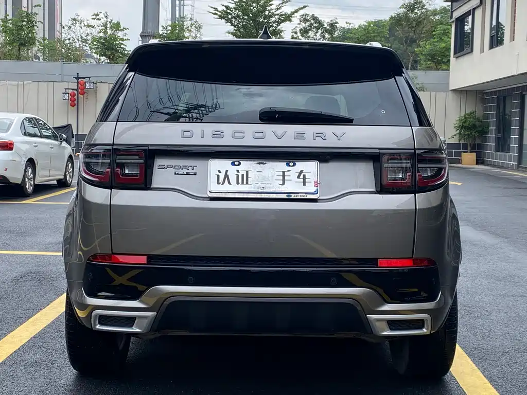 Land Rover Discovery Sport 2021 — фото 6