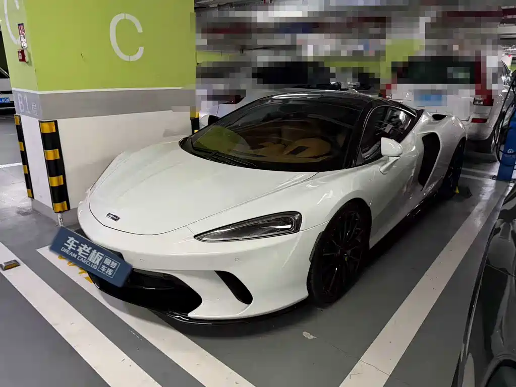 McLaren GT 2022