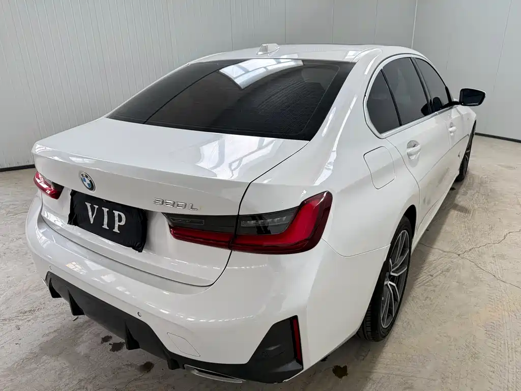 BMW 3 Series 2023