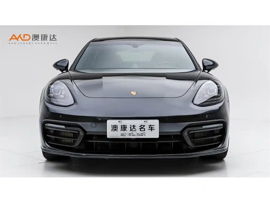 Porsche Panamera 2023