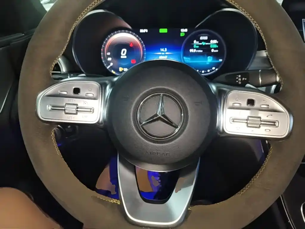 Mercedes-Benz C-Class 2019 — фото 11