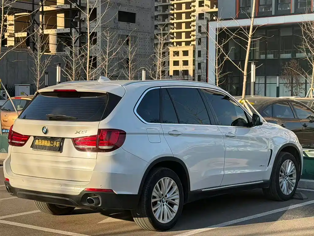 BMW X5 2015 — фото 16